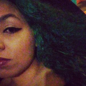 Meet your Posher, Whitney